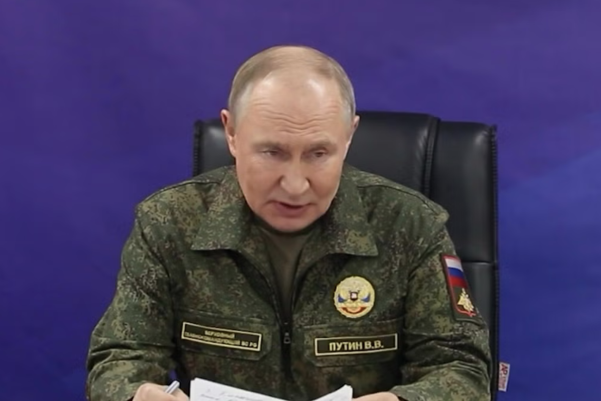 gmw putin in uniform
